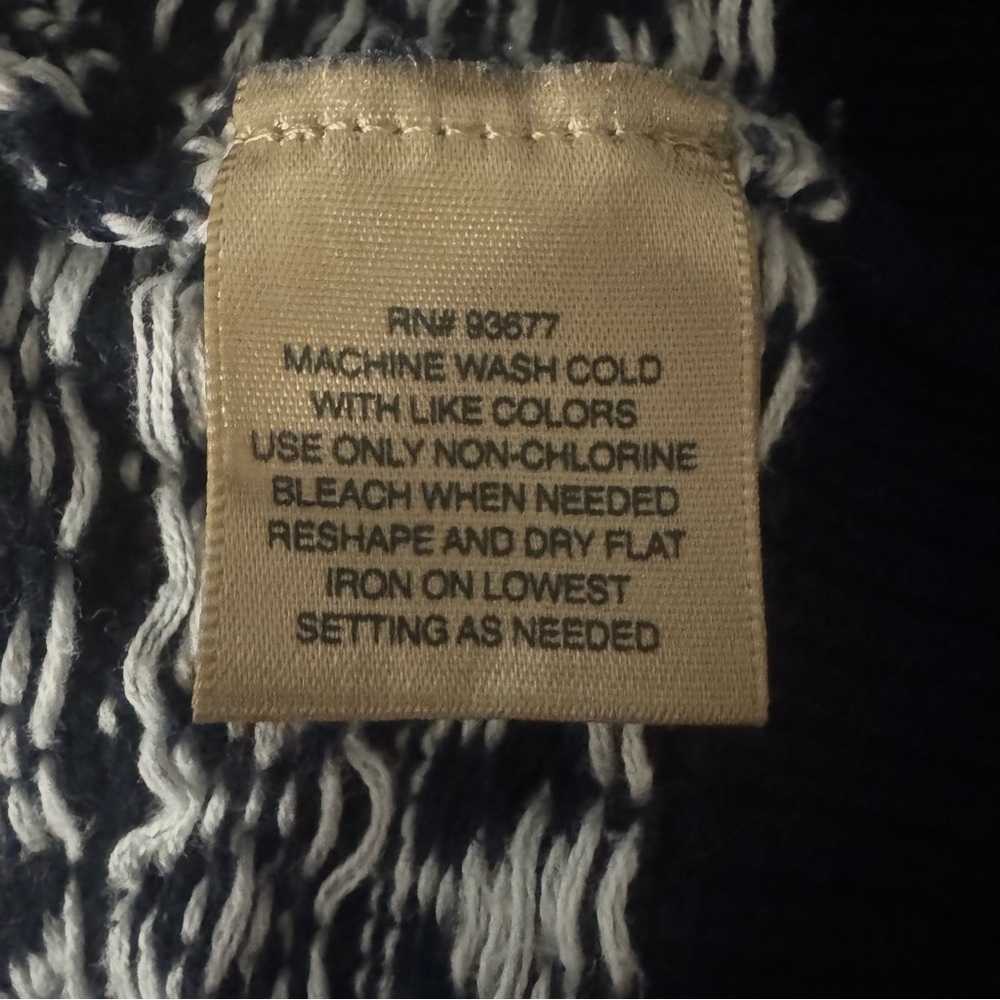 The Foundry Supply Co 1/4 Zip Sweater Deer & Snowflake Navy & White Men’s LT - Picture 8 of 8